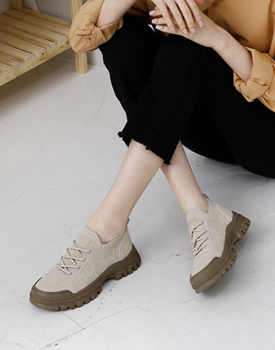 [소가죽] 핫한인기 스니커즈 4cm (118Z9)